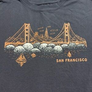 3/$14 Fifth Sun San Francisco Cropped Crewneck Tee Size: XXL